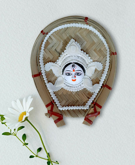 MAA DURGA SHOWPIECE WITH SHOLA DECORATION- FIXED ON KULO/ BAMBOO TRAY SMALL-WHITE