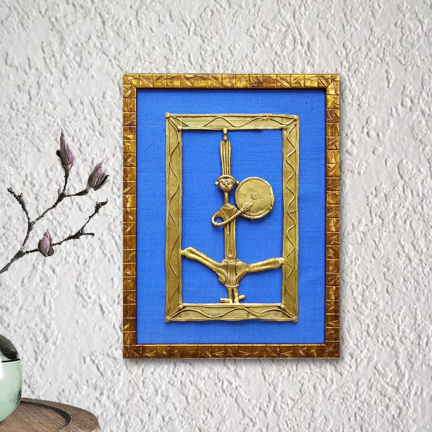 HANDMADE DOKRA METAL SINGLE MUSICIAN IN A WOODEN FRAME-BLUE