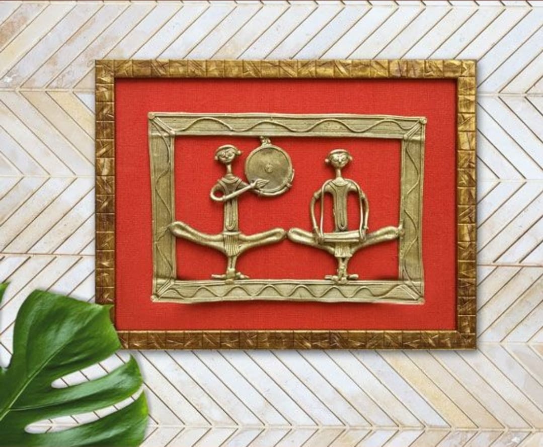 HANDMADE DOKRA METAL TWO MUSICIANS IN A WOODEN FRAME- RED